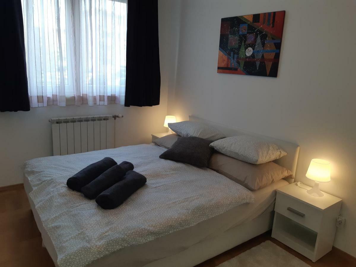 Apartment With Garage Lavici Zagreb Exterior foto